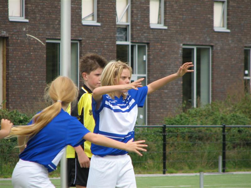 2007-09-08 Tilburg D2 - Boemerang D1 (4).JPG